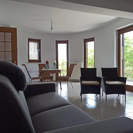 ファームステイ La Terrazza Delle Noci - Agrituristico Lioni